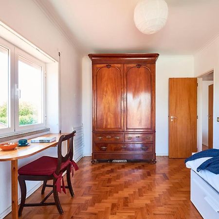 Bright Apartment With Garden In Cascais Eksteriør billede
