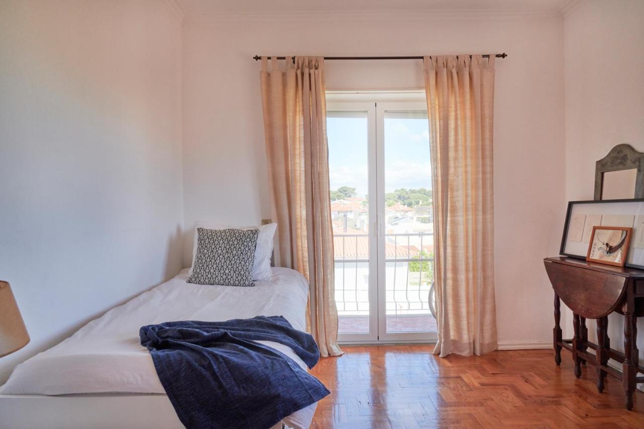 Bright Apartment With Garden In Cascais Eksteriør billede
