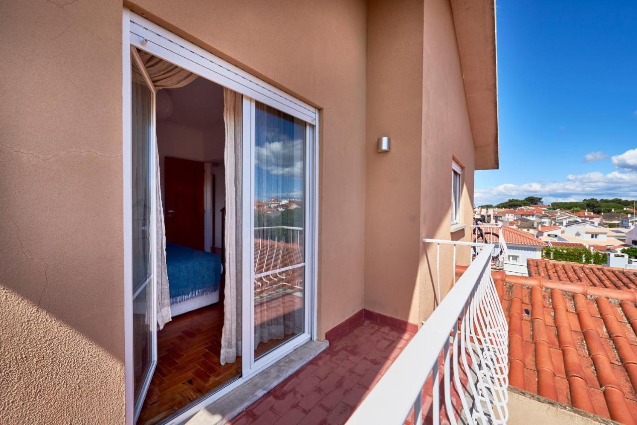 Bright Apartment With Garden In Cascais Eksteriør billede