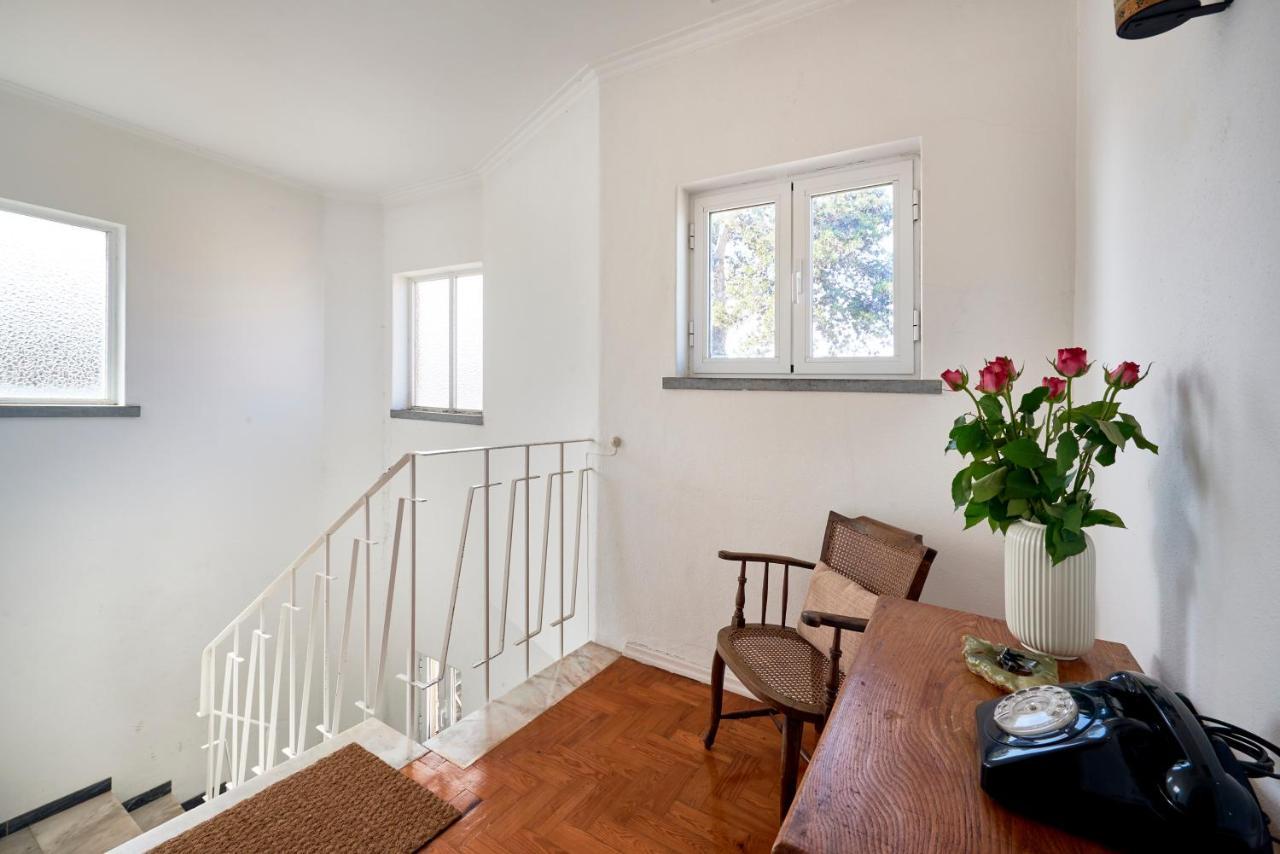 Bright Apartment With Garden In Cascais Eksteriør billede