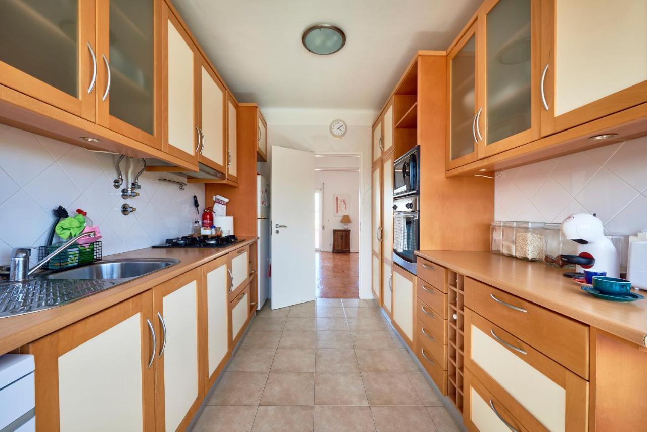 Bright Apartment With Garden In Cascais Eksteriør billede