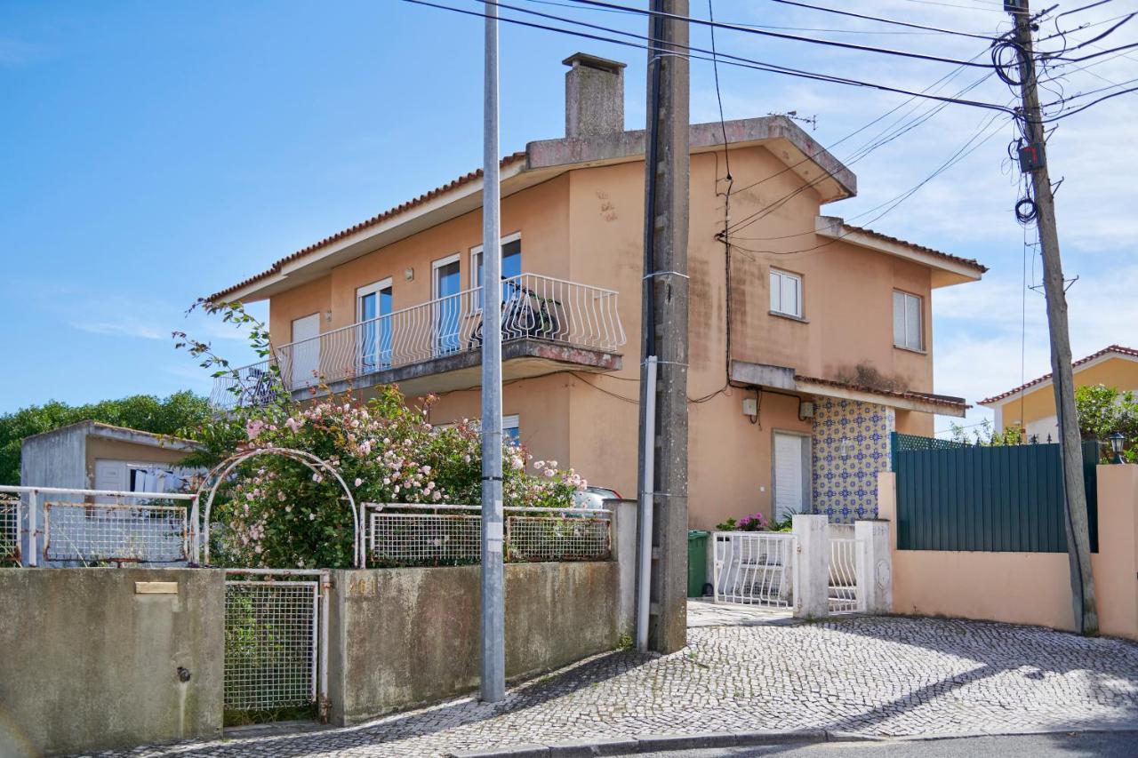 Bright Apartment With Garden In Cascais Eksteriør billede