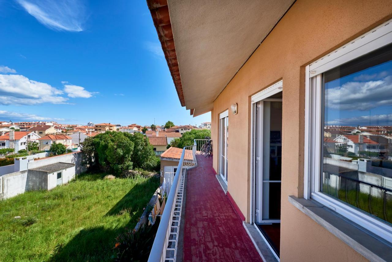 Bright Apartment With Garden In Cascais Eksteriør billede